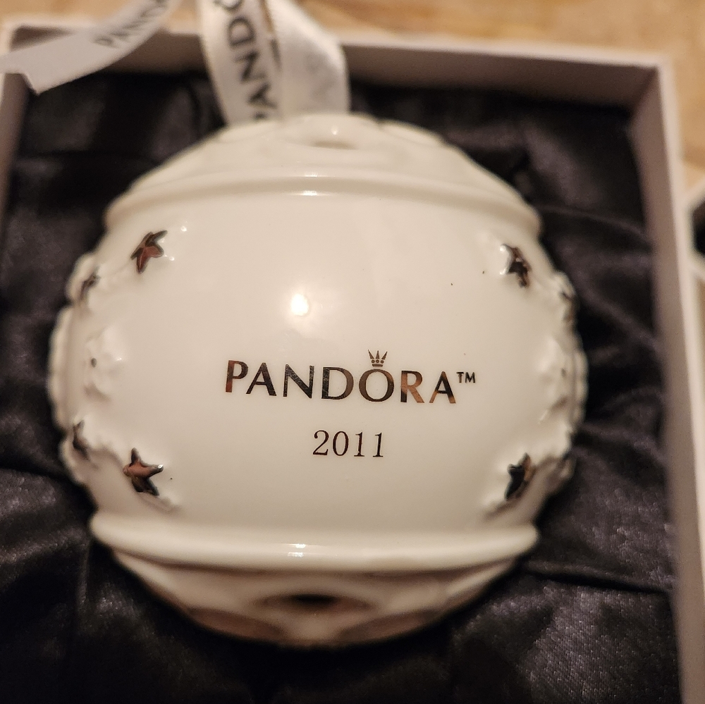 Pandora Ball Ornament - Picture 4 of 6